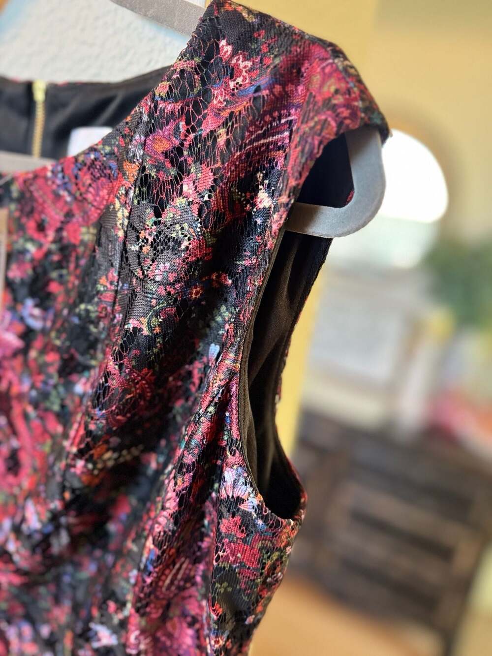 Dressbarn Floral Lace Sleeveless A-Line Midi Dress Black Red Size 12 - Picture 3 of 8